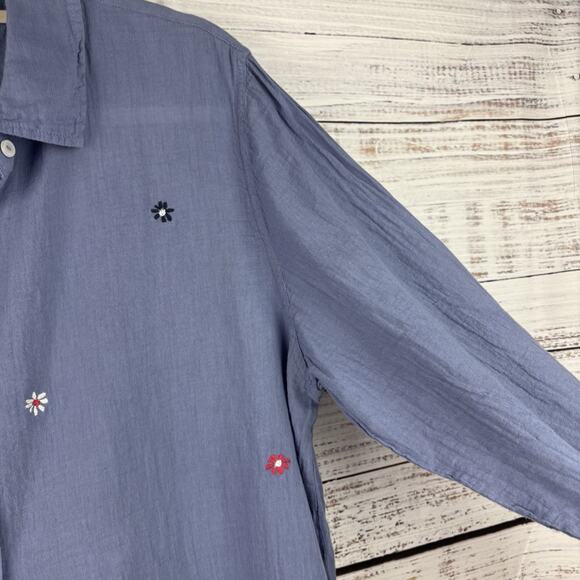 Sundry Gauzy Blue Daisy Flowers embroidered button down top size 1 Or Small - Picture 6 of 11